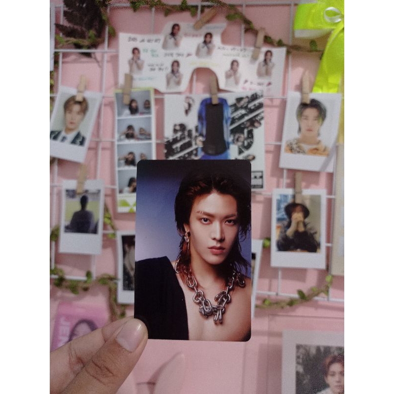 OFFICIAL PC YUTA 2 BADDIES SMART ALBUM