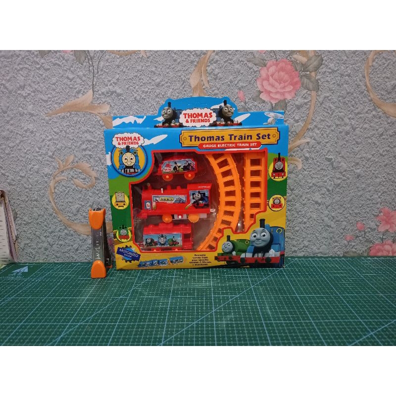Mainan Anak Kereta Thomas Mainan Thomas Train Set