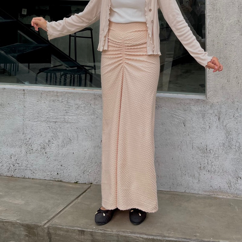 narnia texture skirt