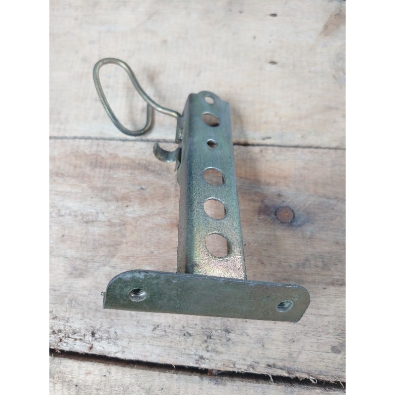 bracket tameng dasi pangkon dudukan dasi Mio sporty original