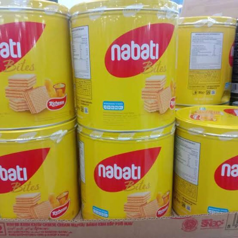 

nabati richeese kaleng / gerey butter kleng / nextar nanas kaleng / biskuit lebaran / biskuit thr / parcel lebaran / thr murah