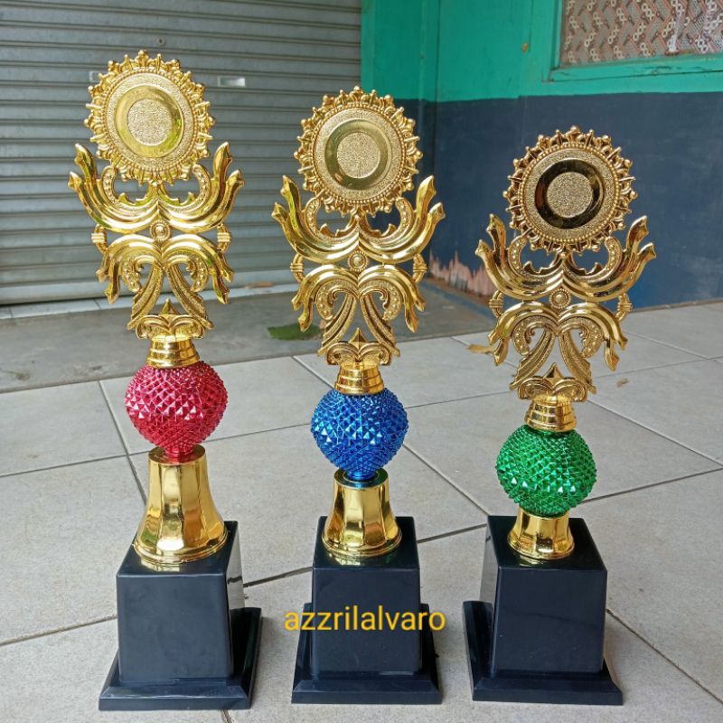 Piala 207 Tinggi 40cm