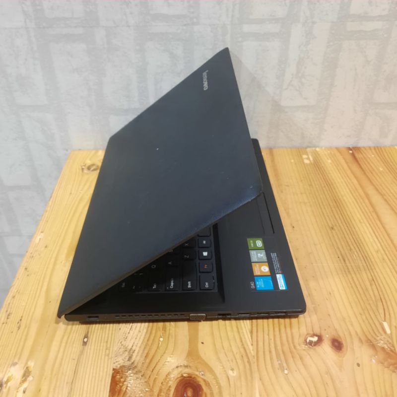 Laptop Lenovo G40 Amd A8-6410 Ram 4Gb/HDD 500Gb Amd Radeon R5 Graphic gaming editing desain