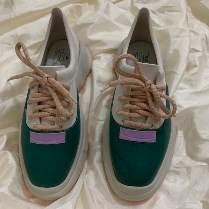 PRELOVED MELISSA UGLY SNEAKER ORIGINAL/SEPATU WANITA/SEKEN/BEKAS