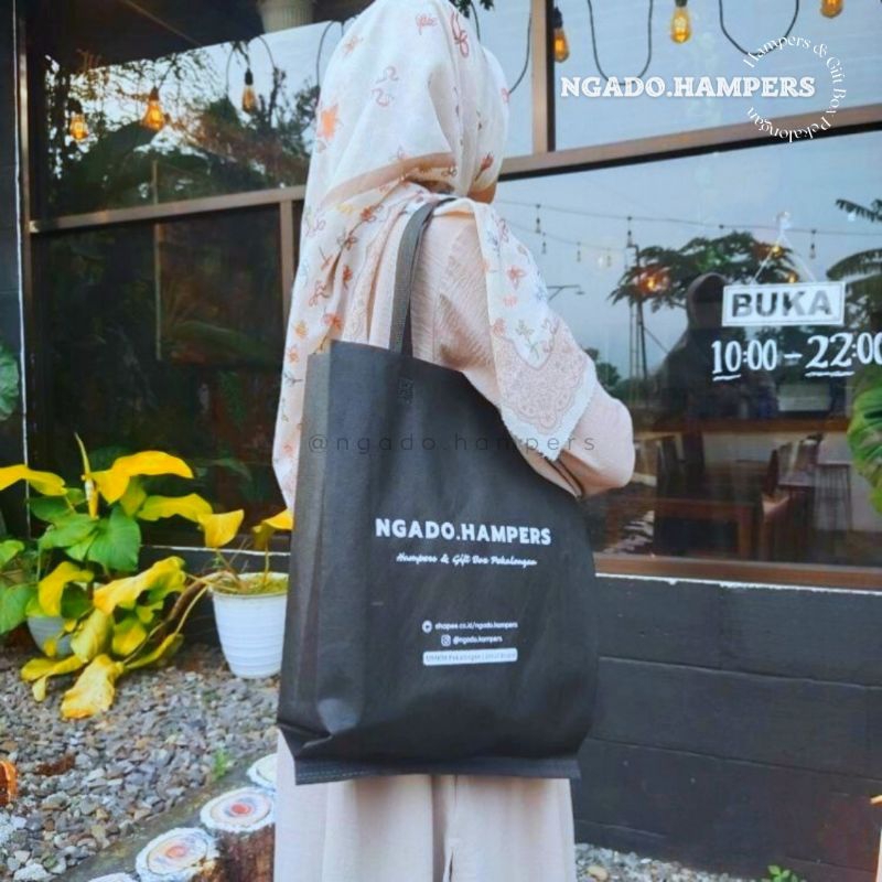 

GOODIE BAG | TAS SPUNBOND | TAS HAMPERS UNIK AESTHETIC