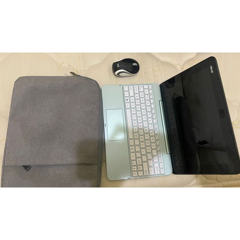 laptop notebook 2in1 ASUS touchscreen AS T101H Z8350/1FF/2G/US