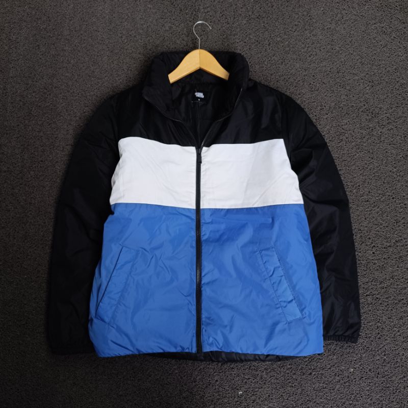 United design warm jacket size M fit L