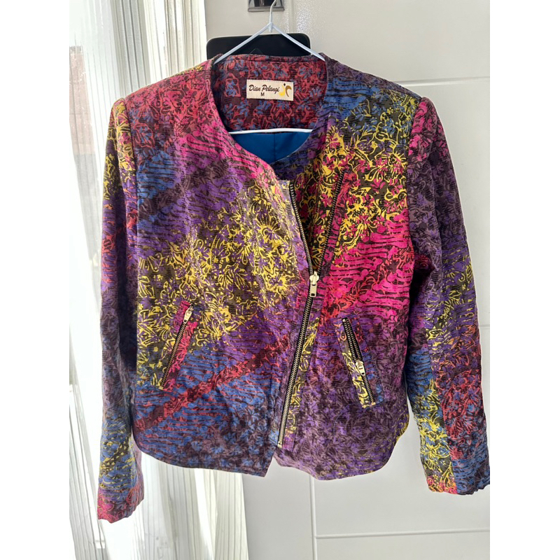 DIAN PELANGI crop blazer Preloved