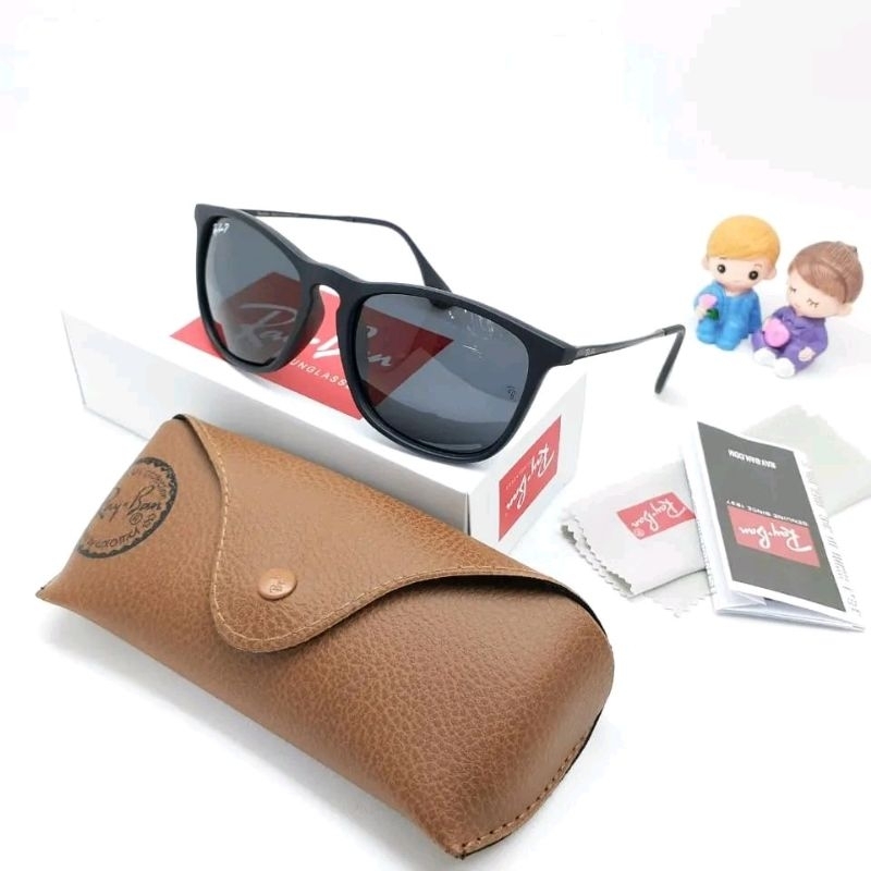 Rayban Chris RB4187 black matte frame - black Polarized basic lense Sunglasses