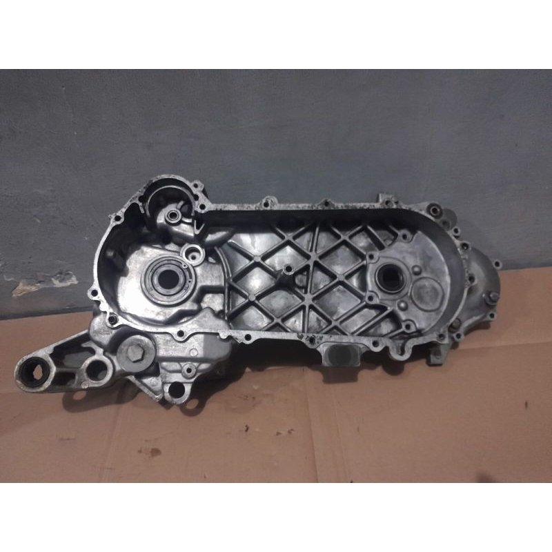 Crankcase rengkes kiri honda Beat karbu Scoopy karbu original copotan kalter rengkes blok mesin