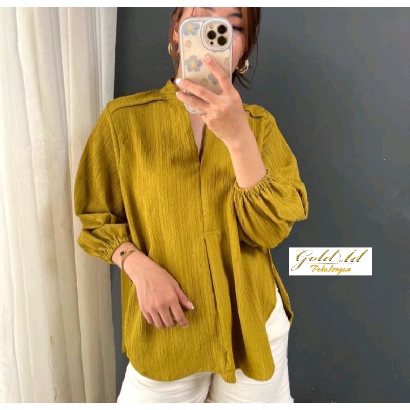 Livia Blouse Lady Crush // Kemeja Wanita Lady Crush // Blouse Wanita Polos // Kemeja Korean Style // Blouse Wanita Terbaru