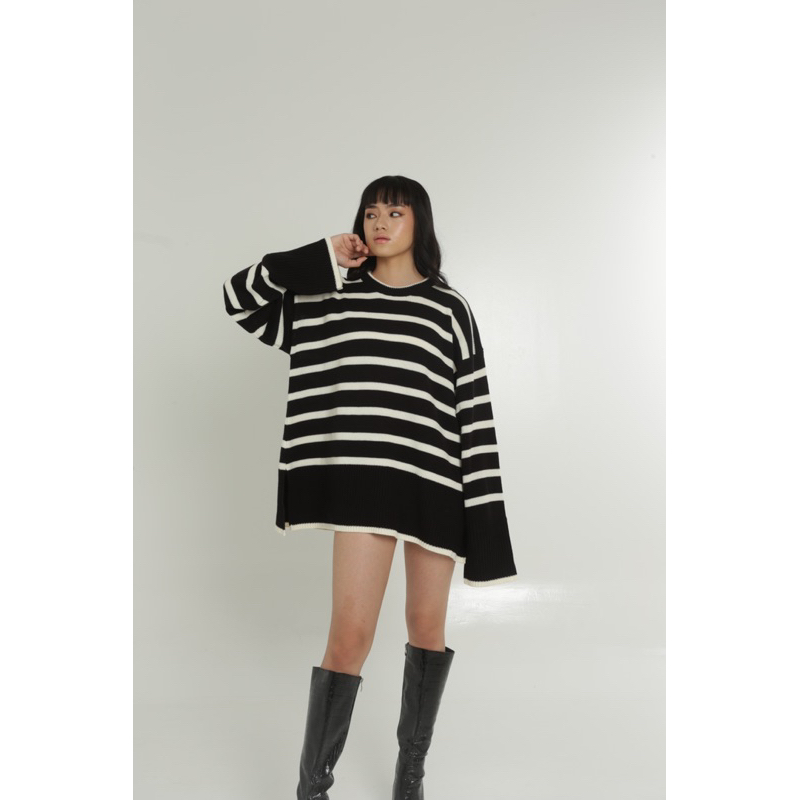 Ylva Oversized Sweater