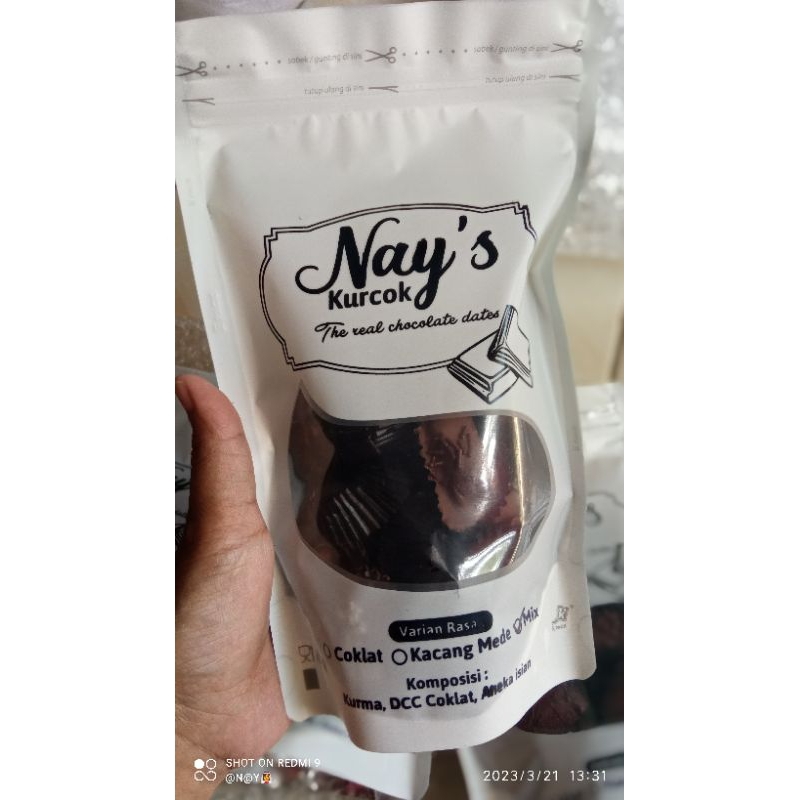 

KURCOK KURMA COKLAT PERMEN COKLAT MURAH