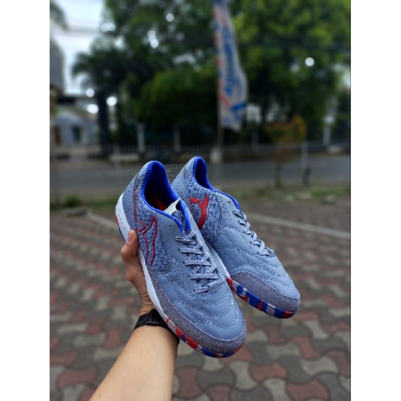 Sepatu Futsal Ortuseight Jogosala Vanquish - AirForceBlue/Camo