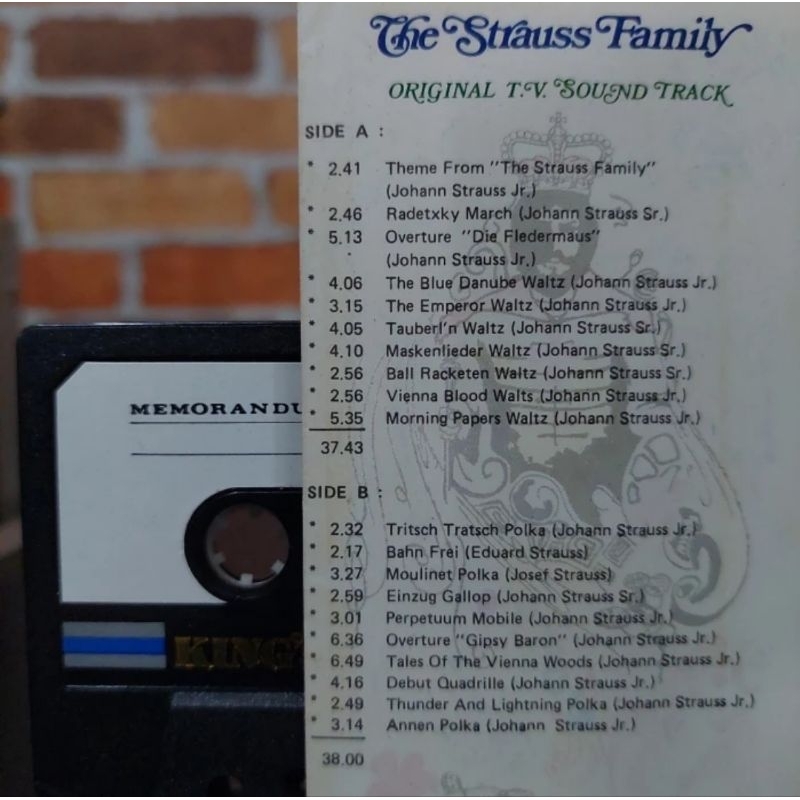 Kaset Pita The Strauss Family