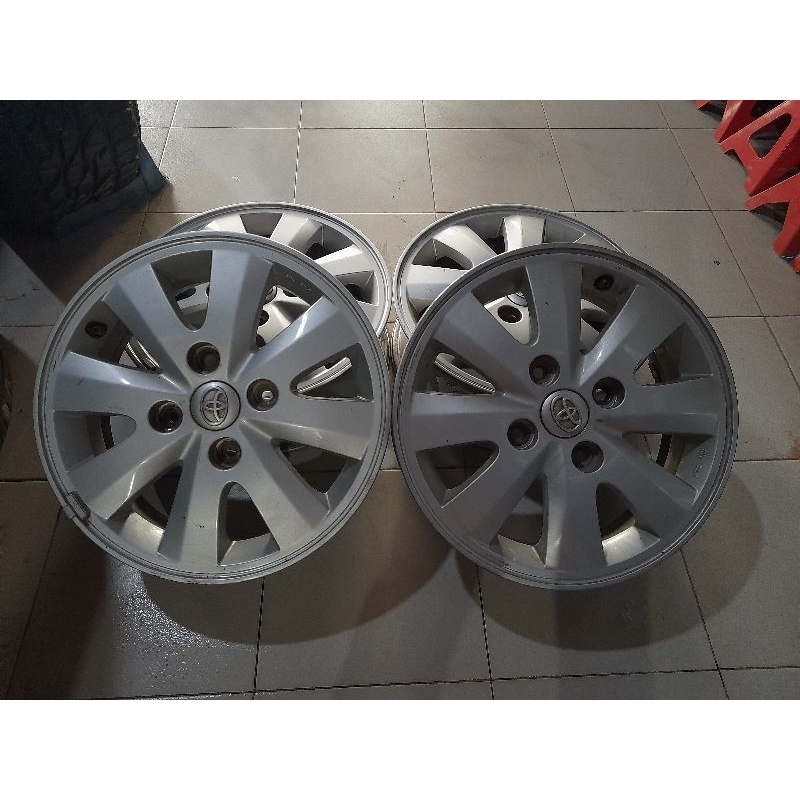 Velg Bekas Mobil Avanza Ring 15 Baut 4x114 Velg Oem Copotan Mobil Standar Ring15