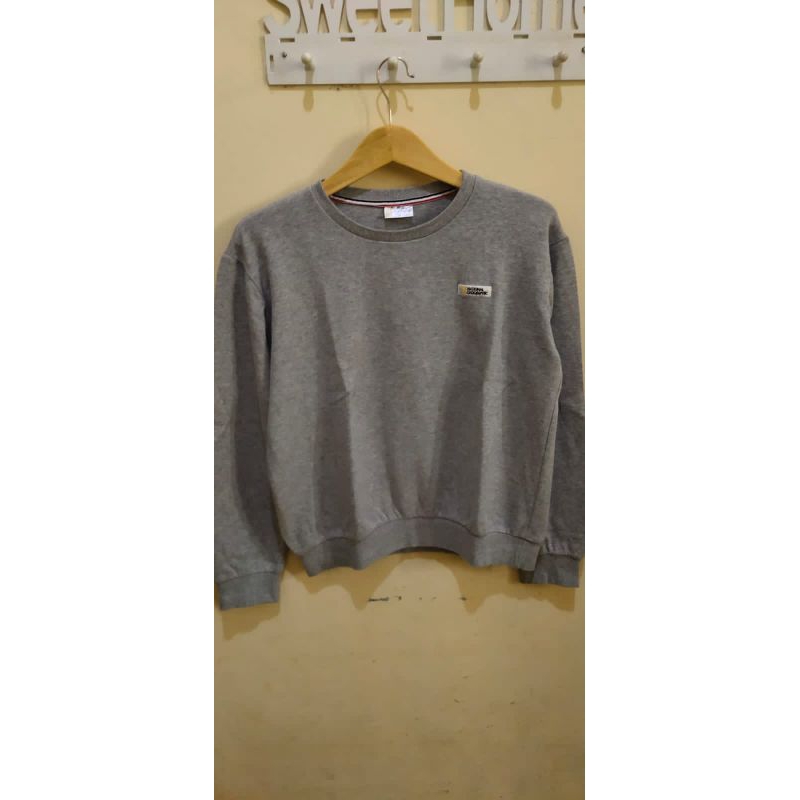 crewneck national geographic