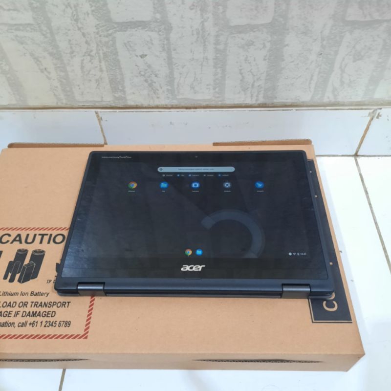 ACER CHROMEBOOK R752 TOUCHSCREEN BISA DILIPAT JADI TABLET CELERON N4020 RAM 4GB/32GB Os. CHROME