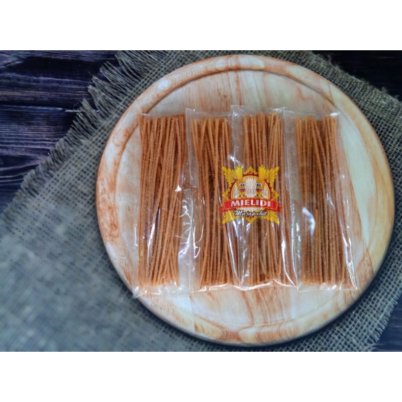 

Grosir mie lidi kecil bbq 500 an