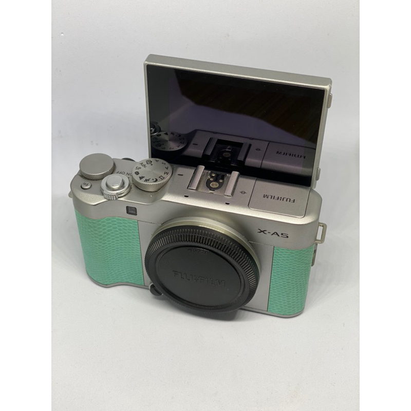 CAMERA FUJIFILM X-A5 BODY ONLY SUDAH WIFI