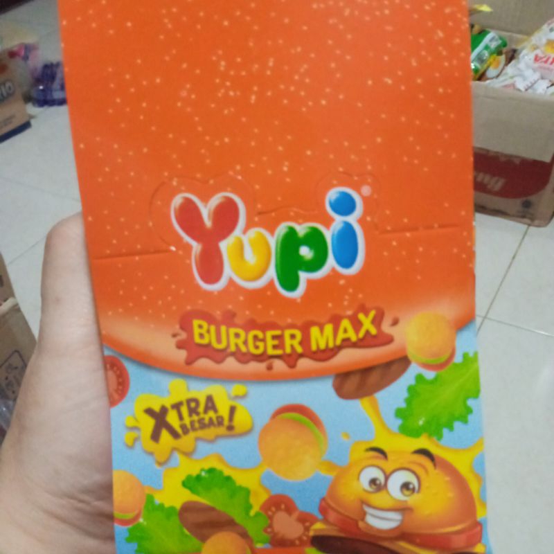 Yupi Permen Box Aneka Rasa isi 12 pcs