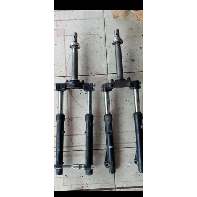 Shockbreaker Honda Vario 125 150 LED Original