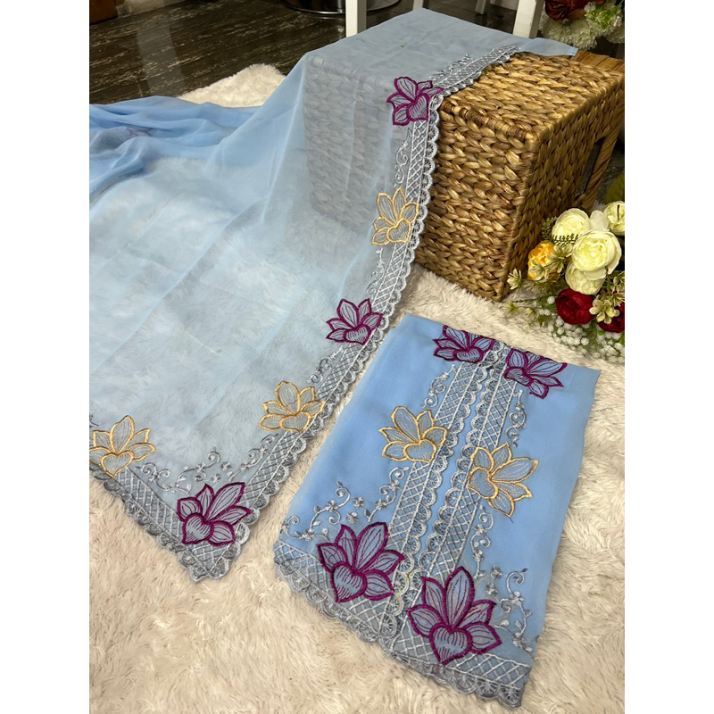 kain bordir motif tunjung