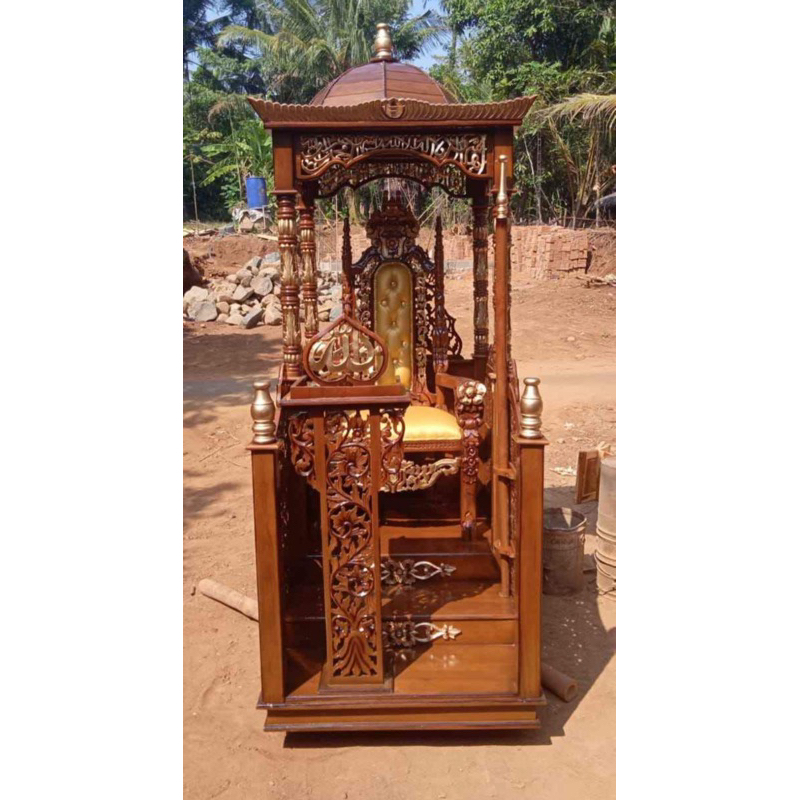 Mimbar masjid pintu depan dengan kursi raja mimbar masjid ukir