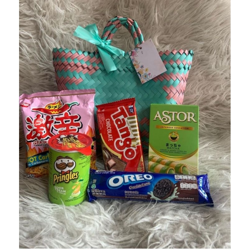 

PARCEL LEBARAN IDUL FITRI PK 07 ll BY AVIT VAVA