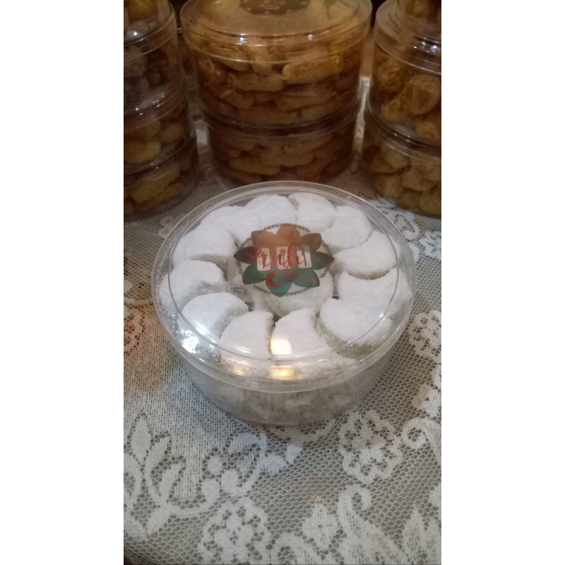 

KUE KERING PUTRI SALJU PREMIUM 250gram KUKER HAMPERS PARCEL LEBARAN