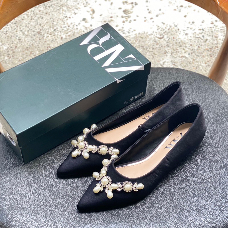 ZR SATIN PEARL FLATSHOES