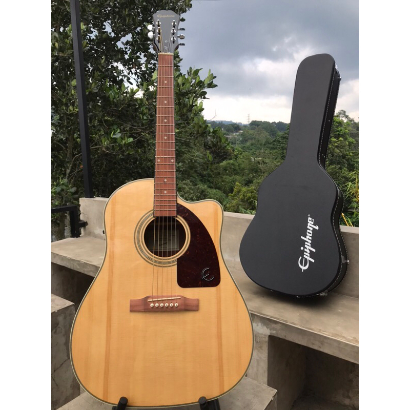 epiphone J-15 ec acoustic guitar