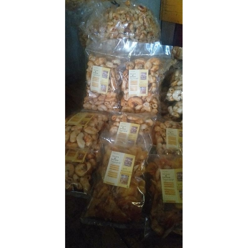 

KERUPUK MACARONI PEDAS MANIS BALADO BASAH