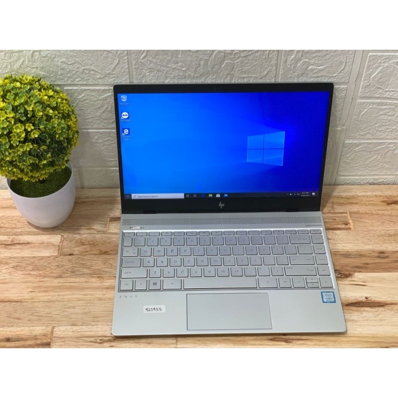 hp envy 13 i5 8250 8gb 256gb mantul