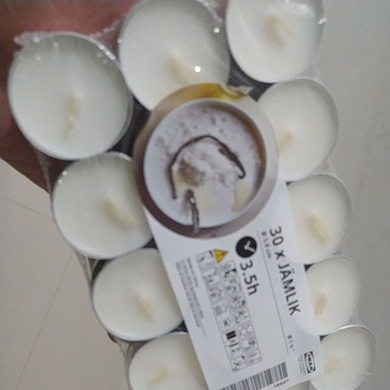 lilin Jamlik.IKEA beraroma vanila/krem muda.