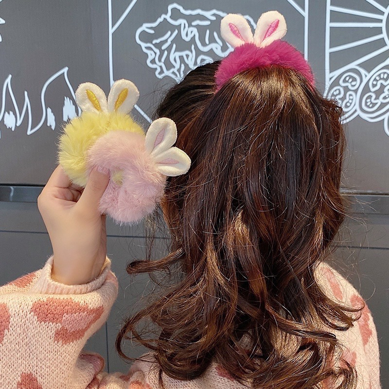 Kuncir Scrunchie Bulu Rabbit Ikat Rambut Cepol Wanita Kekinian Korea