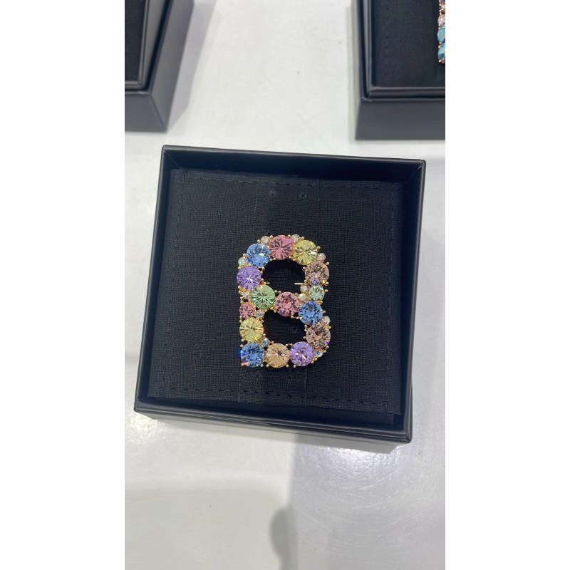 buttonscarves orlin brooch multi color