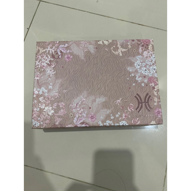 

box hida hasan mukena