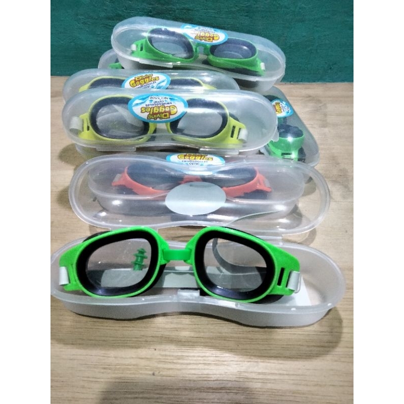 kacamata renang dengan penutup telinga/kacamata renang anak