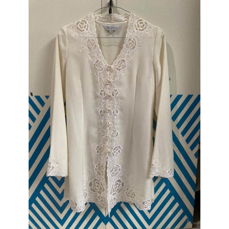 Preloved Second Kebaya Lyna Halim Like New ukuran XS - S Warna Putih Gading Netral Tradisional Etnik