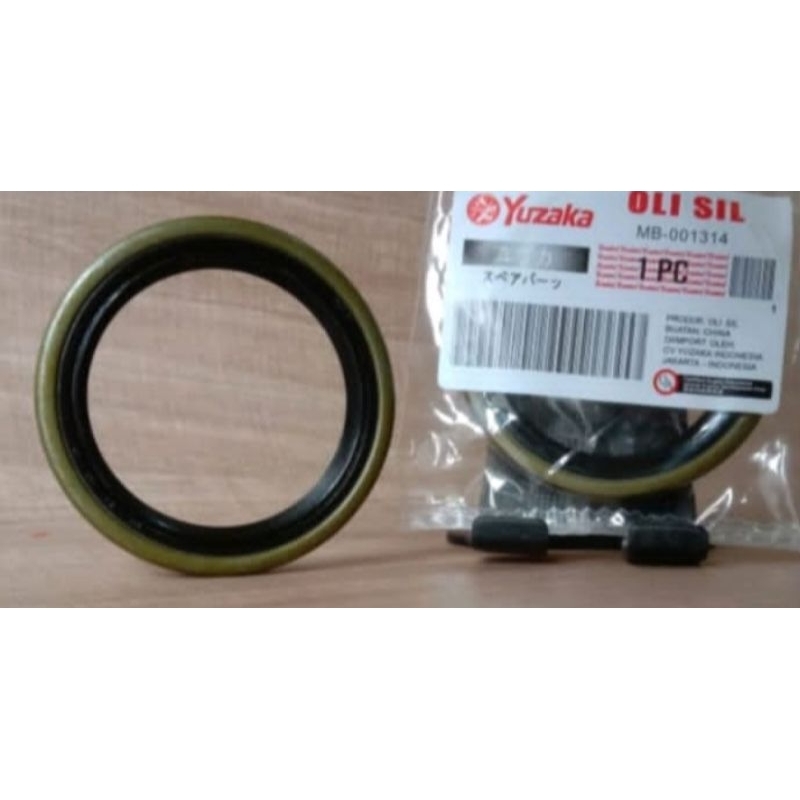 OIL SEAL RODA BELAKANG BAGIAN DALAM DAN BAGIAN LUAR L300 COLT T120