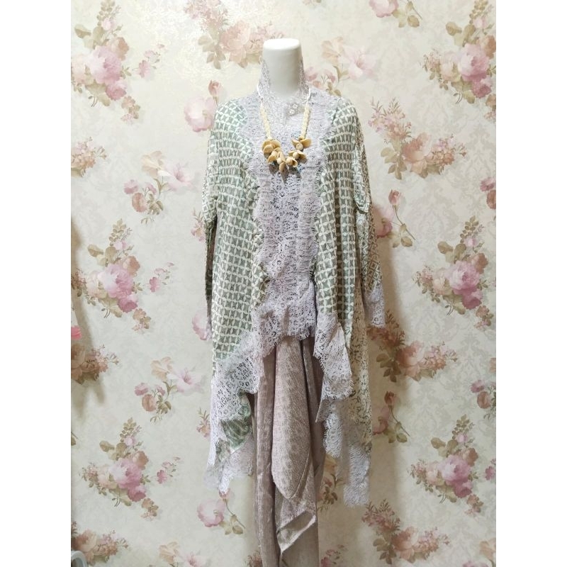 set outer lace nagita (lilit, inner) by Alimi batik