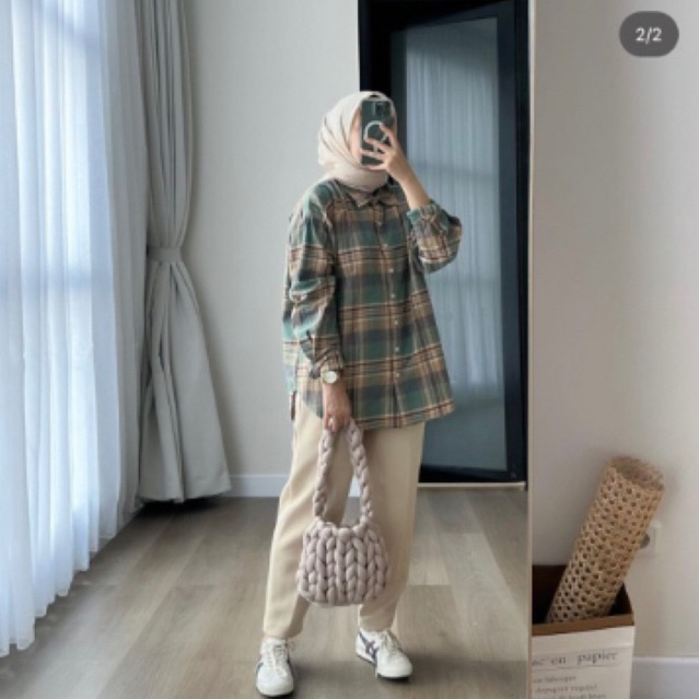 Minamira Nixie Shirt