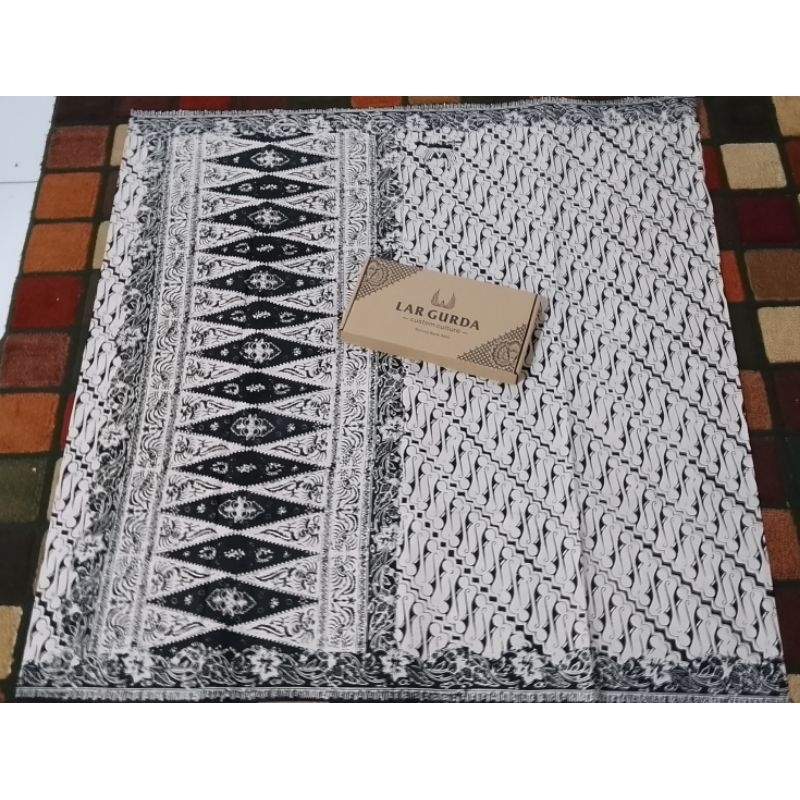 sarung batik// sarung batik lar gurda original//sarung batik solo motif terbaru