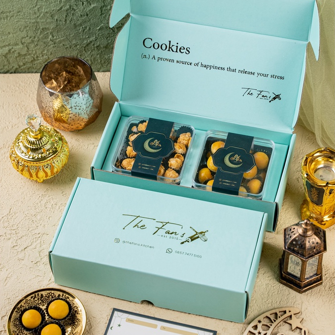 

RAYA HAMPERS by The Fan's Kitchen (Wijsman Cookies)