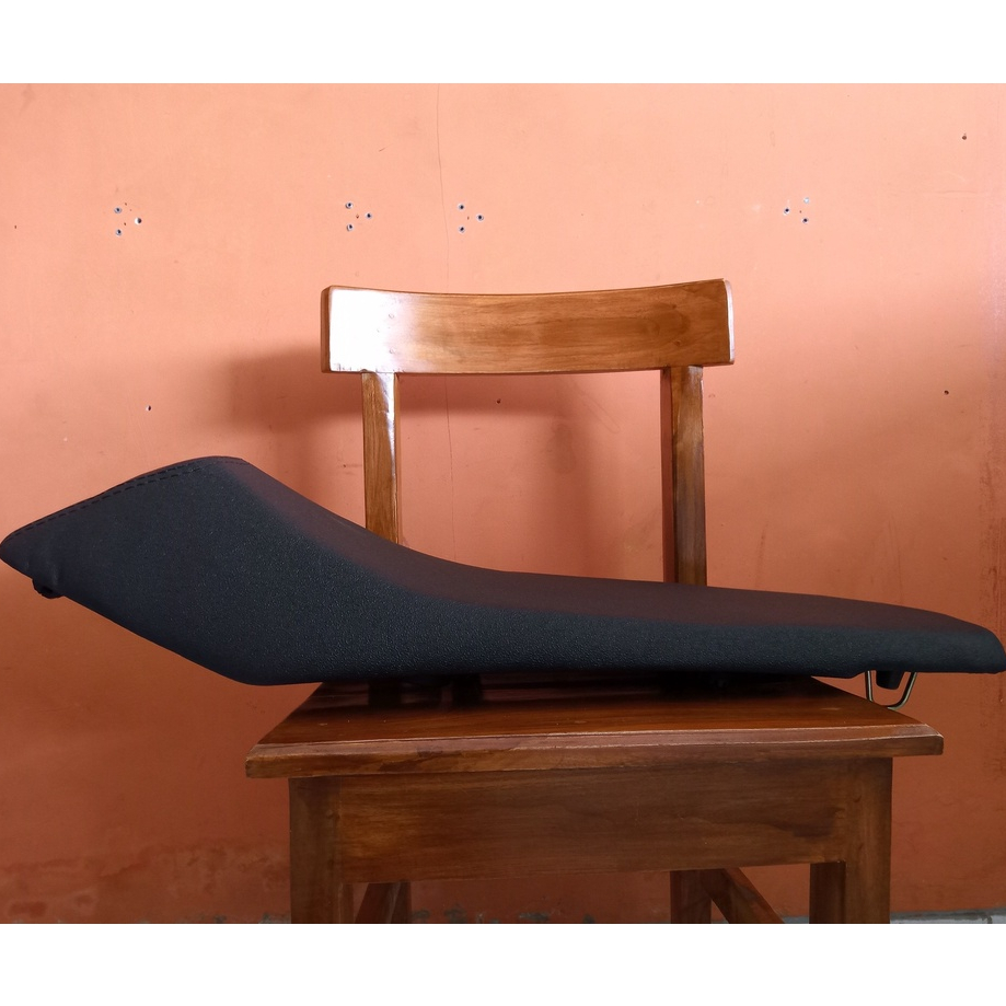 Jok beat lama karbu model roadrace-Jok beat new bahan amplas model roadrace-Jok beat karbu roadrace-