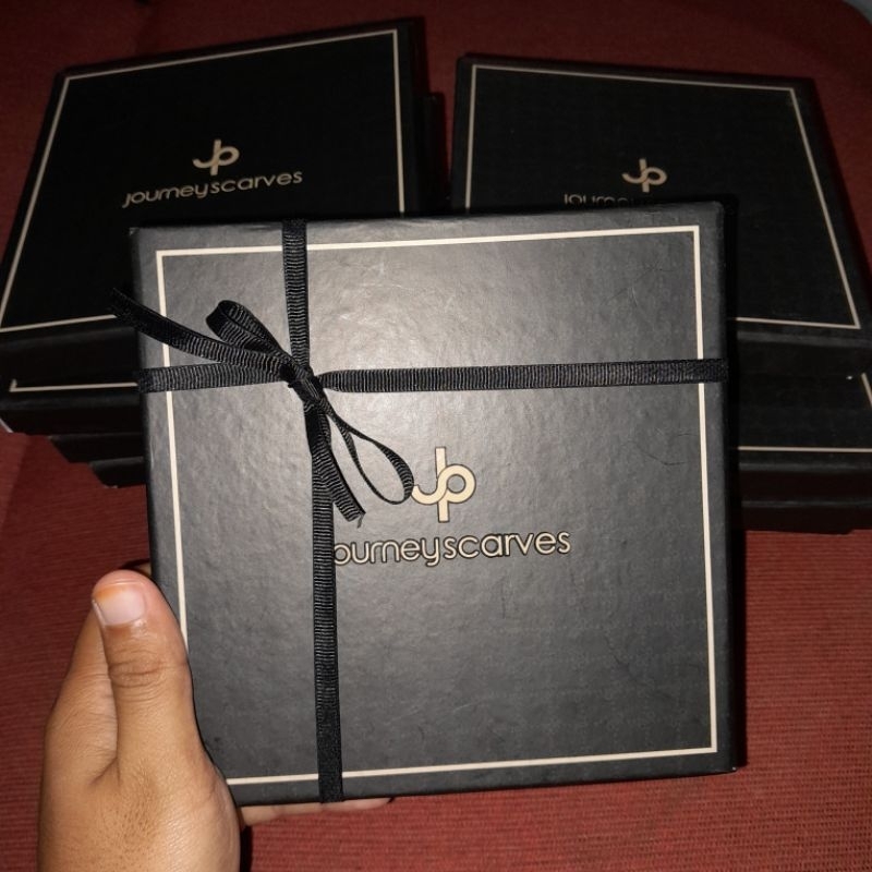 

Box hampers Journeyscarves