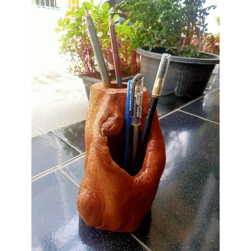 

Tempat alat Tulis kayu estetik