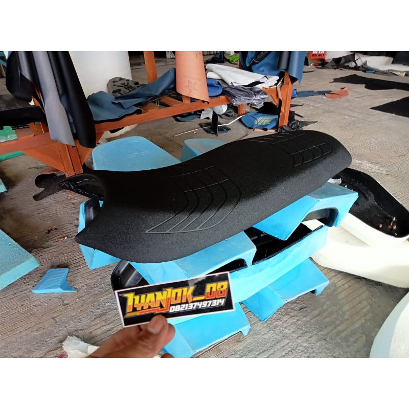 jok honda megapro primus/mp primus double seat kulit amplas-jok megapro primus-jok mp primus