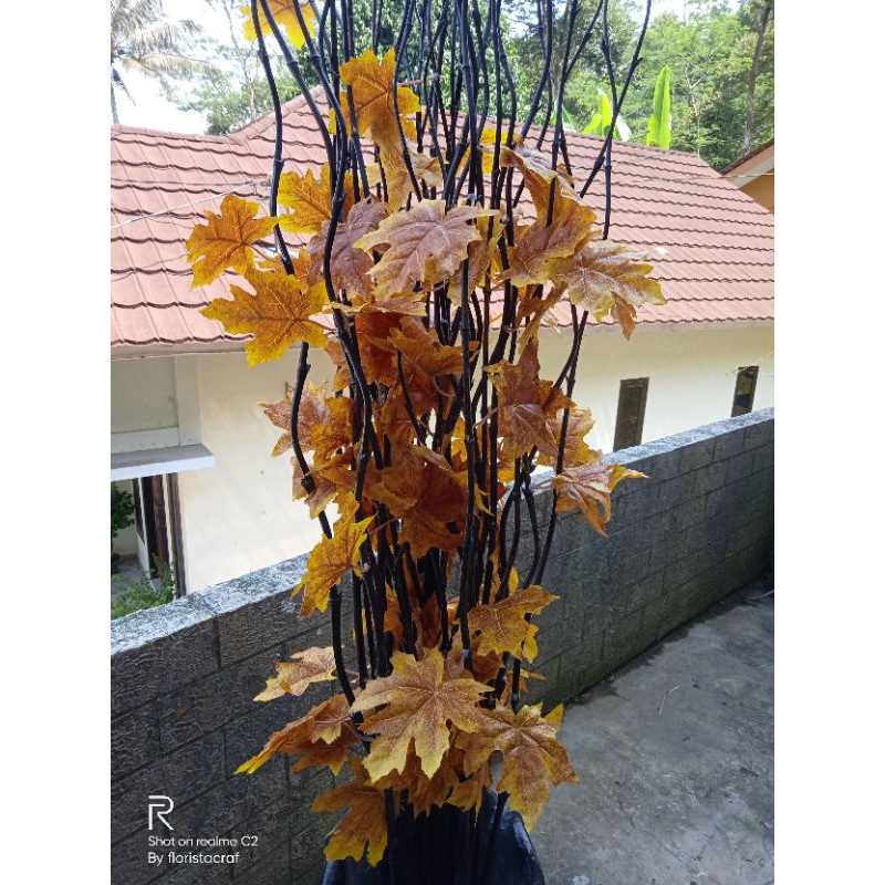 HIASAN BAMBU ULIR DAUN MAPLE IMPOR WARNA WARNI